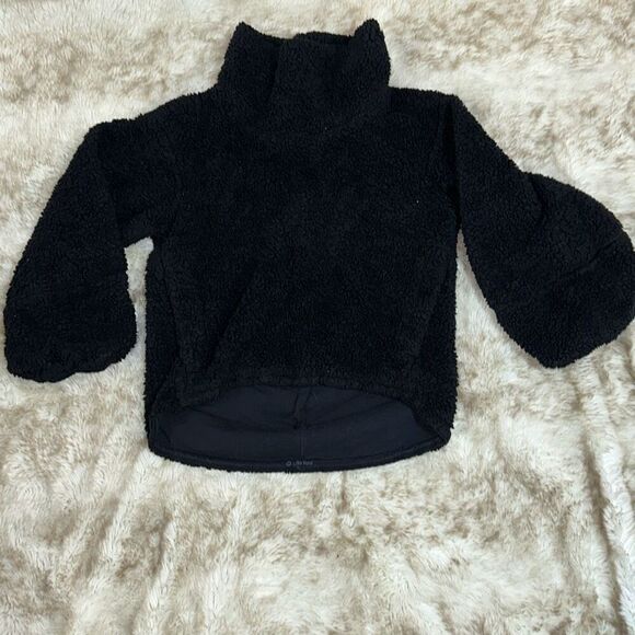 Lululemon black teddy turtleneck cropped sweater/sweatshirt | Sz XS (NO SIZE TAG - Picture 2 of 7